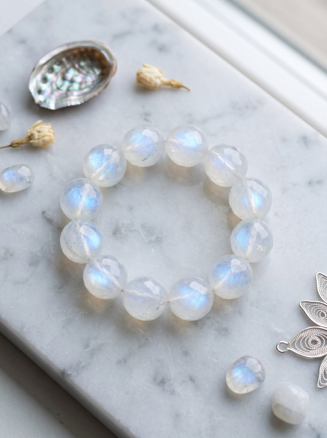 Natural White Moonstone Bracelet: The Cool-Toned Gravitational Anchor and Emotional Tide Reset