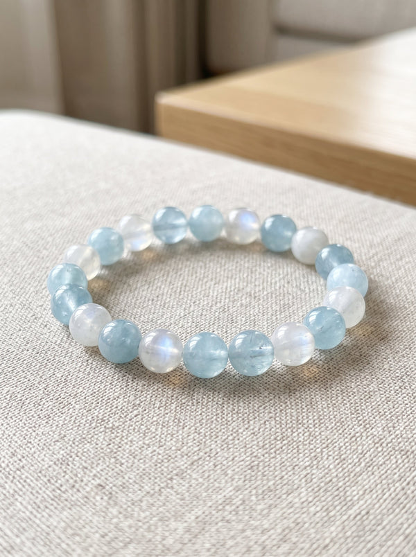 Aquamarine & White Crystal: Unblock Creative Channels and Capture Untapped Market Intuition (2026)