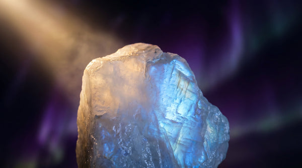 June Cosmic Flash: Activating Alpha-Level Trend Analysis, Shielding from Family Pressures, and Creative Liberation via Moonstone