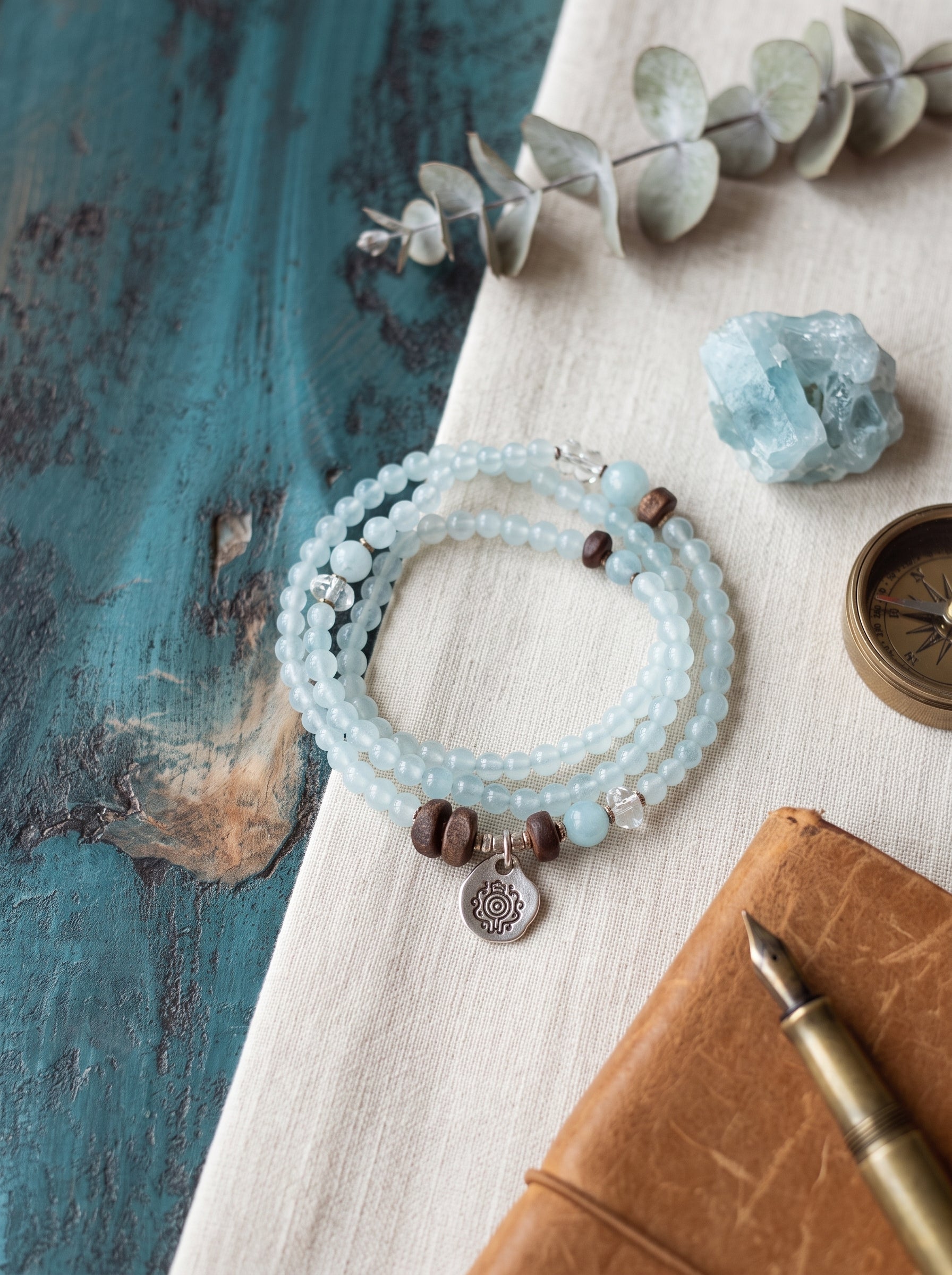 "Morning Mist" Aquamarine Bracelet: Dissolve Dawn Anxiety and Reclaim Clear Executive Communication