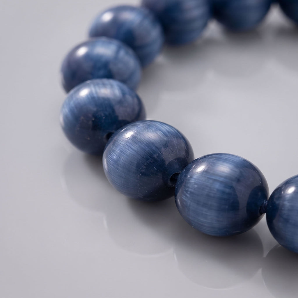 Natural Kyanite: Serene Alignment & Fluid Truth