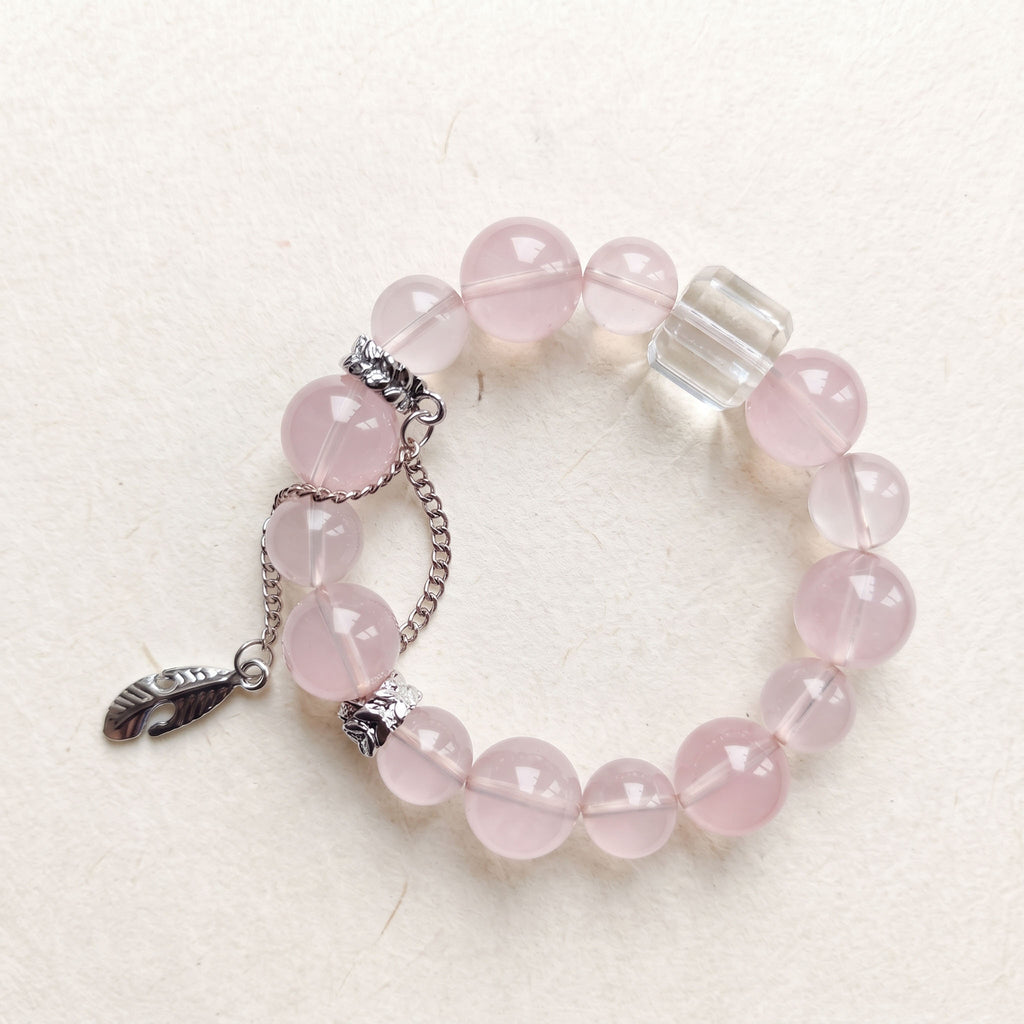 Radiant Rose Quartz: Soft Energy & Unconditional Harmony