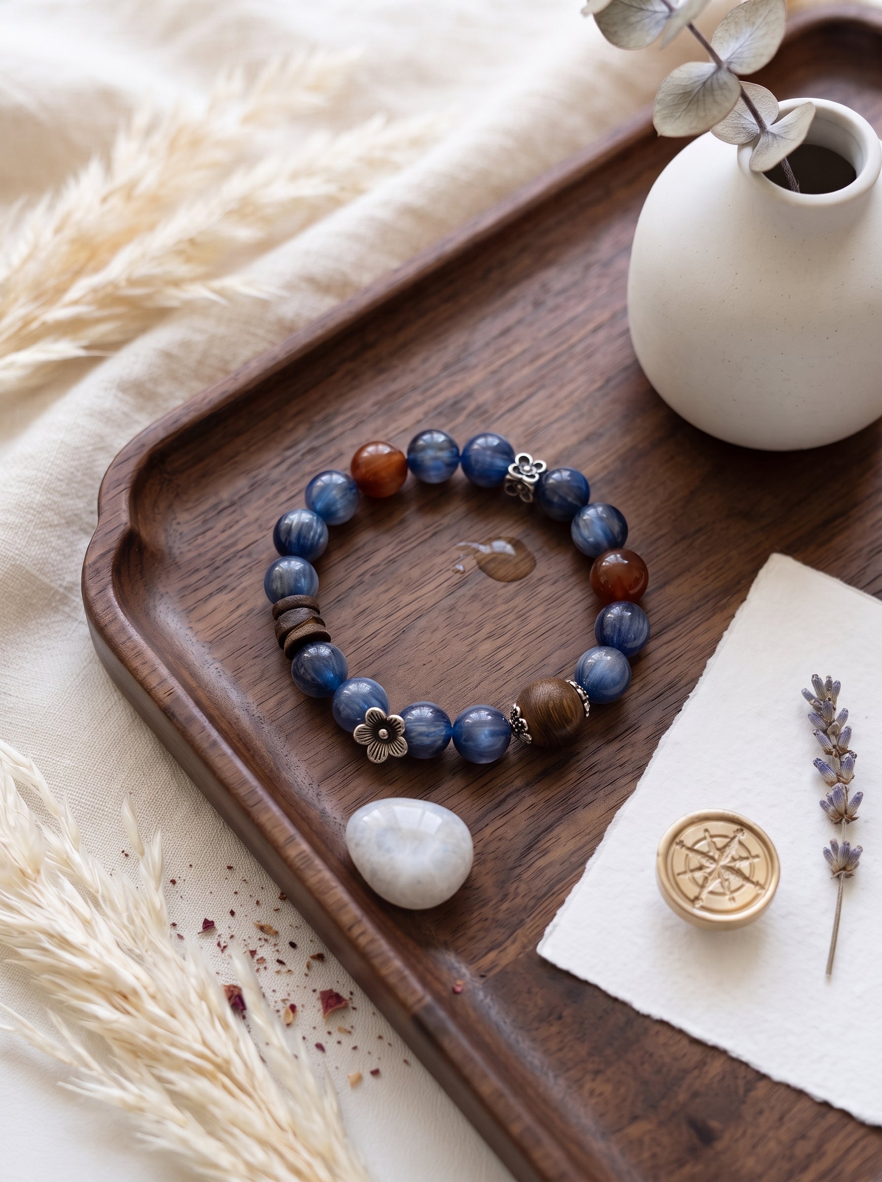 🪵The Resonance of Quiet Depth | Natural Kyanite, Rabbit-Hair Quartz & Agarwood Beaded Bracelet