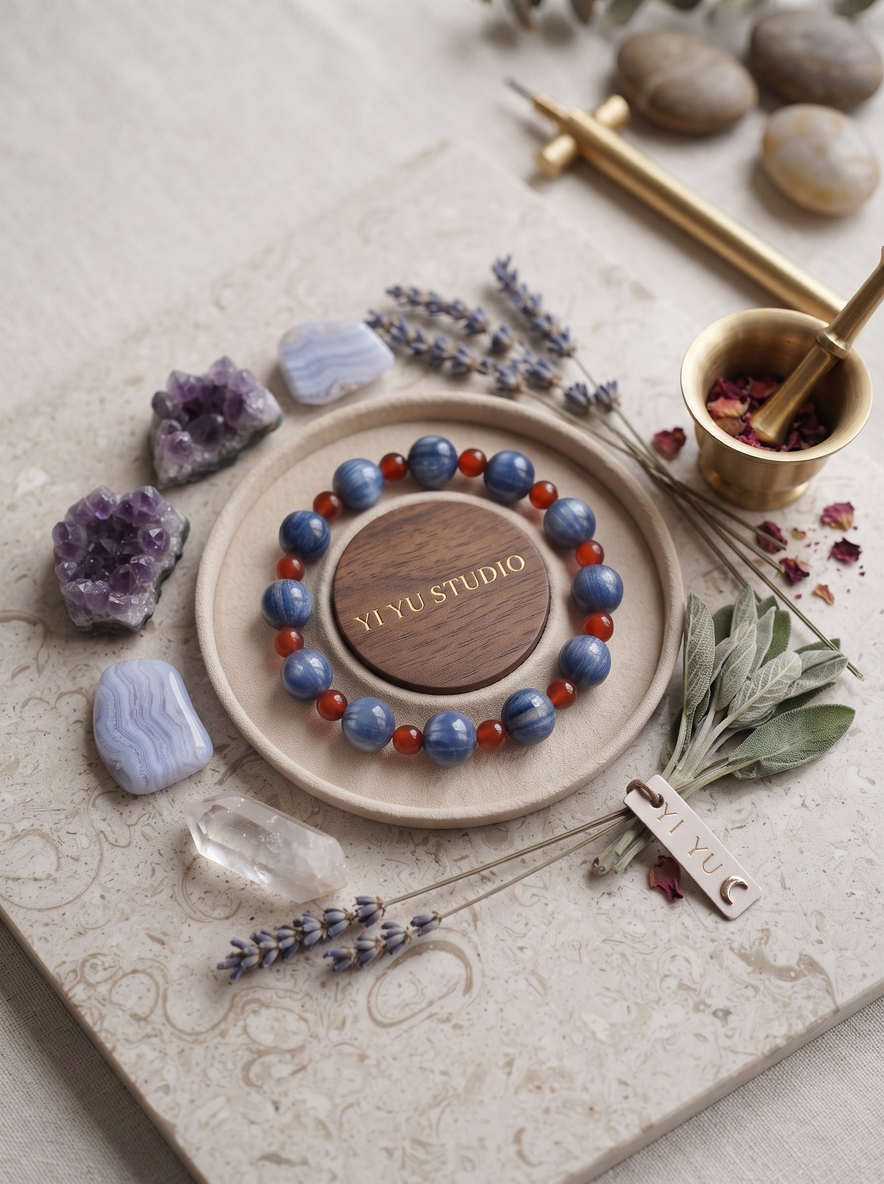 ❤️ The Kinetic Vector | Natural Cat's Eye Kyanite & Southern Red Agate Beaded Bracelet