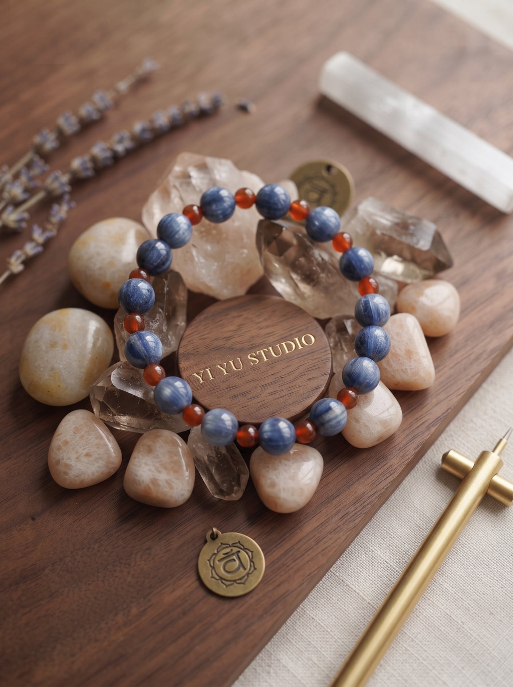 ❤️ The Kinetic Vector | Natural Cat's Eye Kyanite & Southern Red Agate Beaded Bracelet