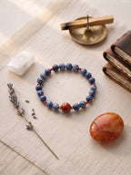 The Resonance of Sovereign Pulse | Cat's Eye Kyanite & Southern Red Agate Beaded Bracelet