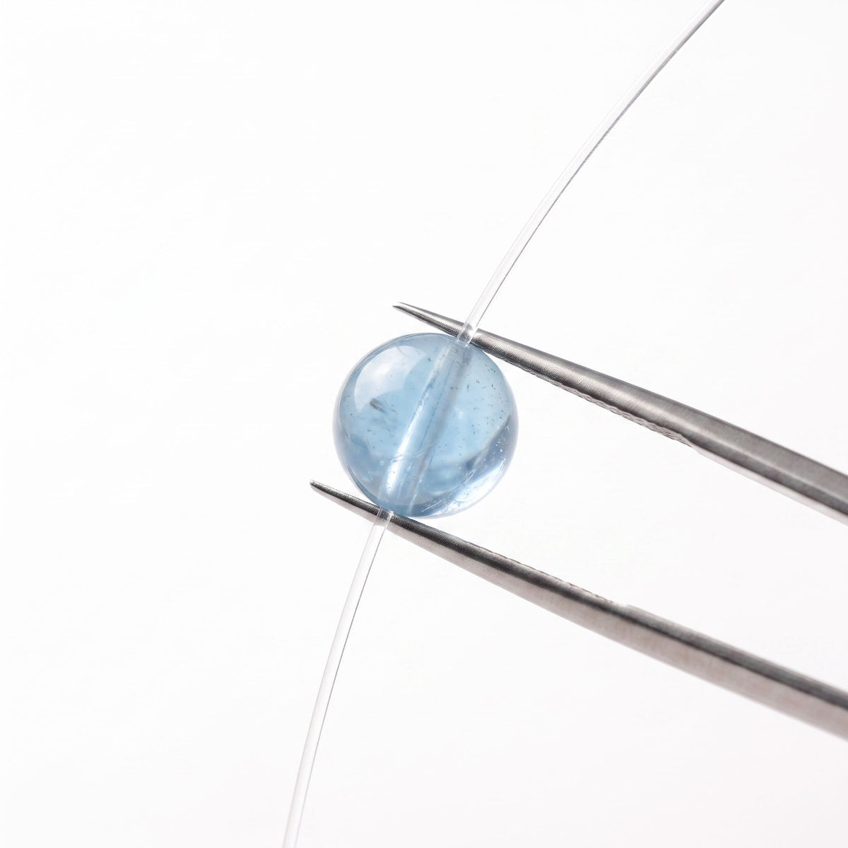 Translucent Jelly Aquamarine: Serene Expression & Ocean Calm