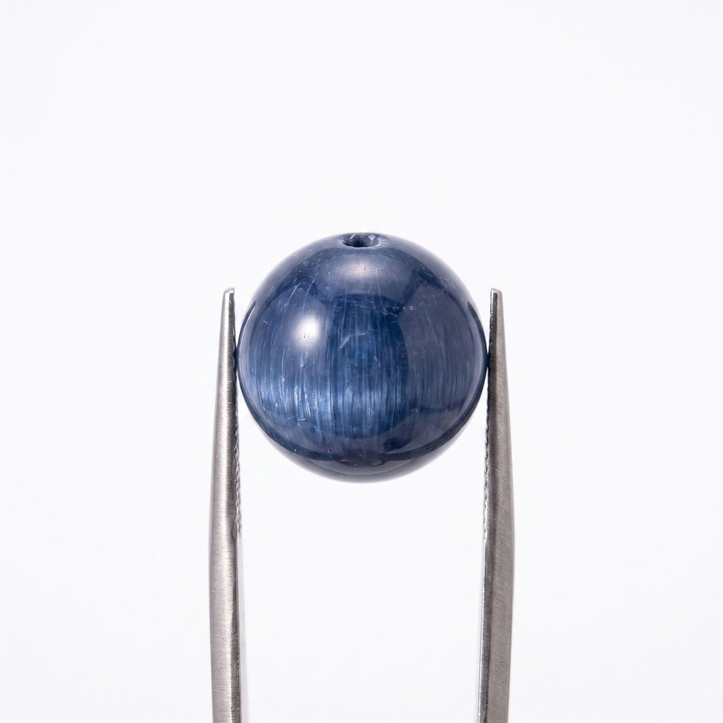 Natural Kyanite: Serene Alignment & Fluid Truth